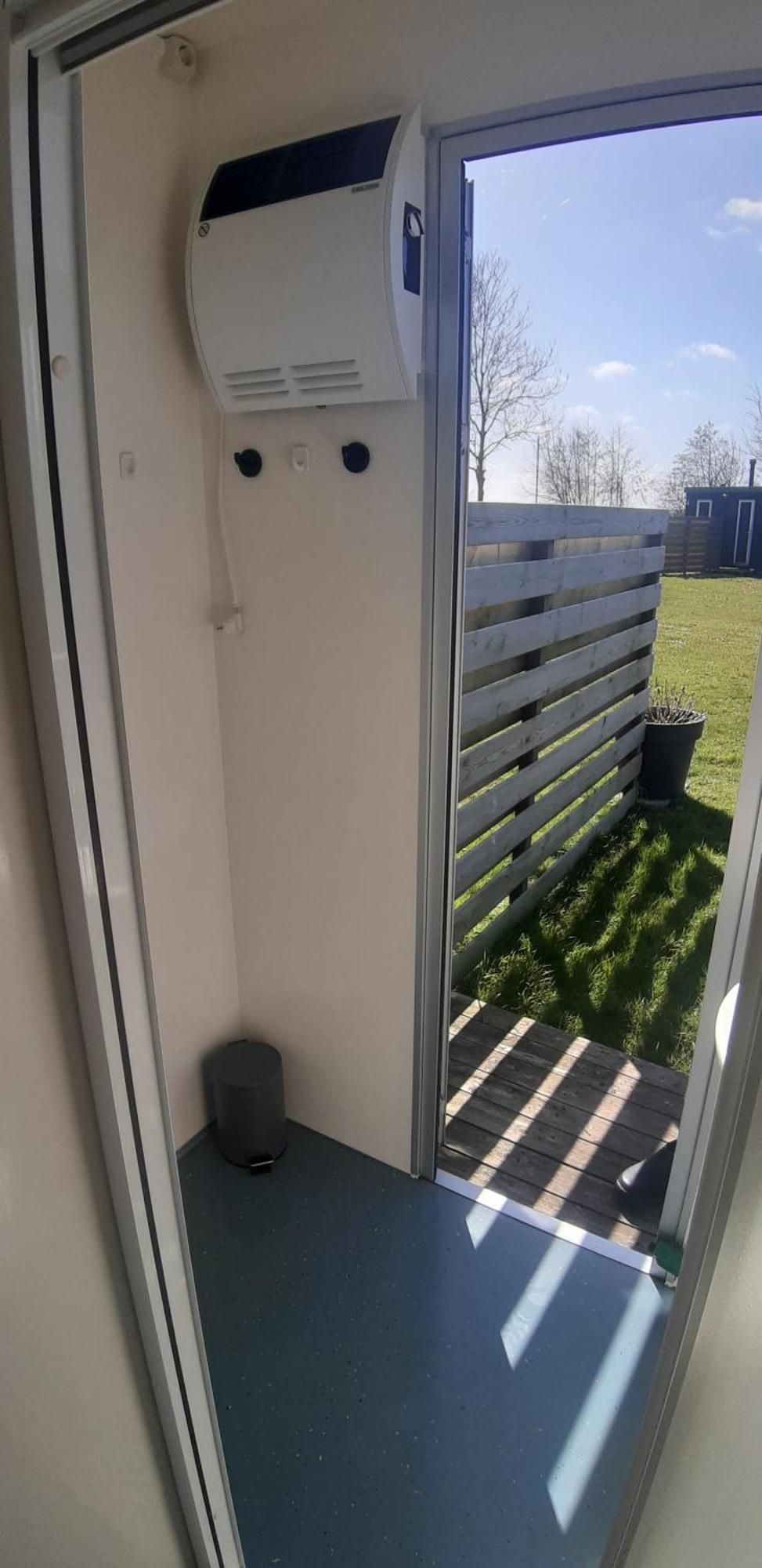 Camping De Tulpenweide Lege Kampeerplaats, Lege Plaats Op Het Gras Zonder Bed 브리잔드 외부 사진